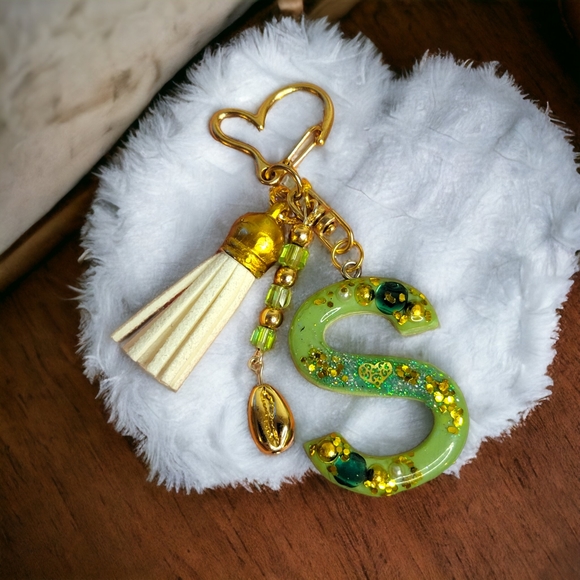 Initial Letter Keychains - Picture 3 of 4